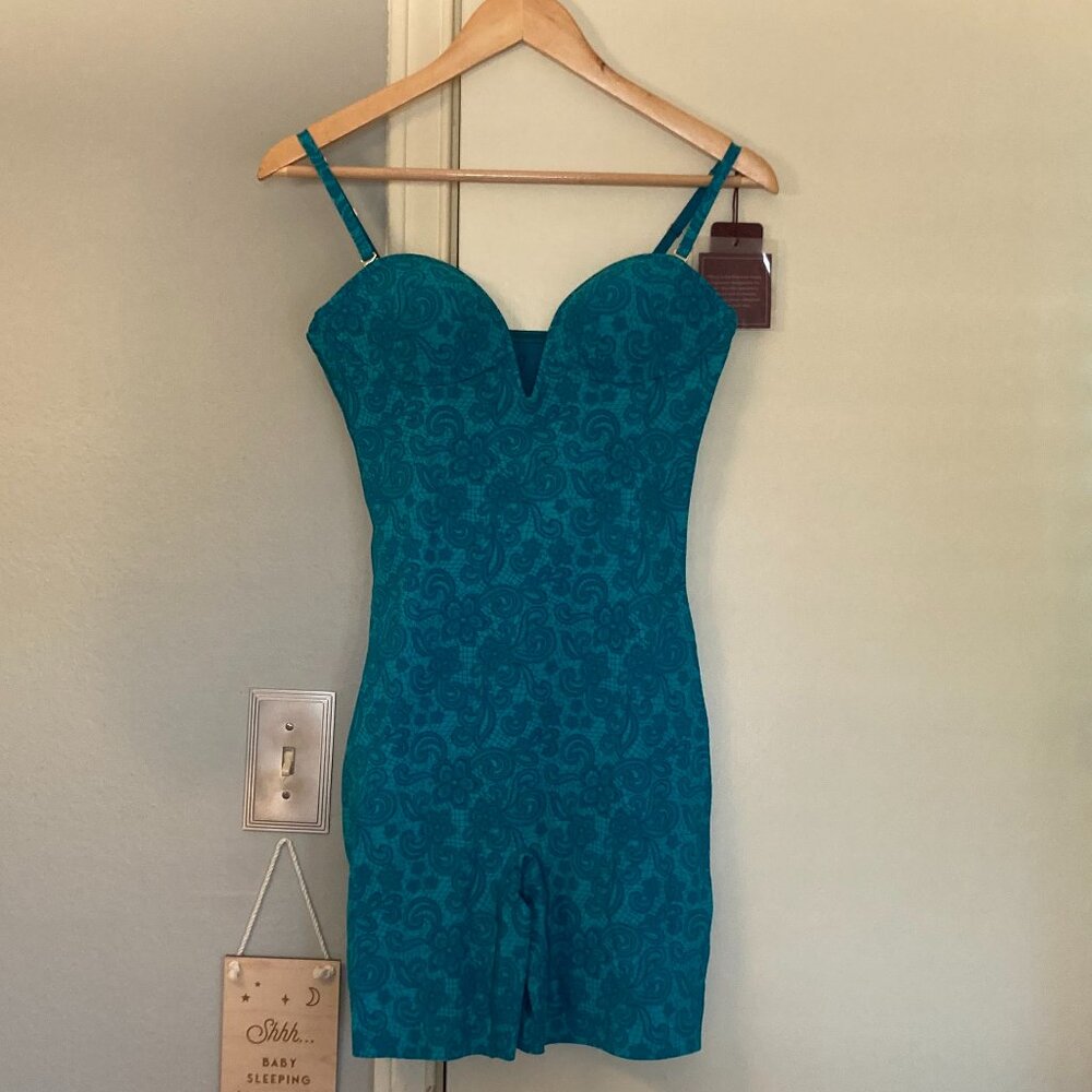 Julie Haart powersuit mid-thigh length blue flat lace, 34A Medium